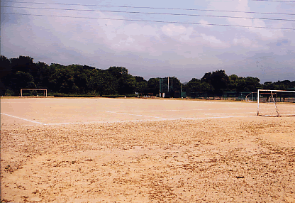 町民江川運動場を南西側から見た風景