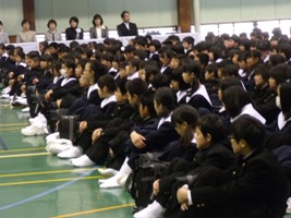 中学校の新１年生の写真