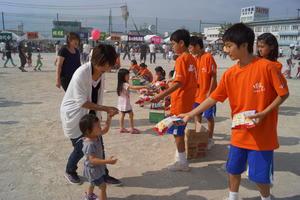 おててつないでの様子