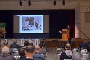 講師による説明の様子の画像