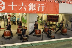 笠松清流太鼓の演奏