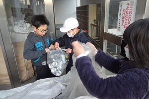 アルミ缶回収