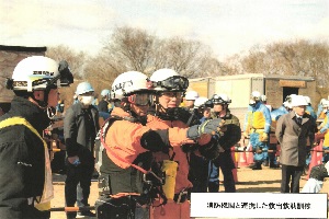 消防機関と連携した救出救助訓練