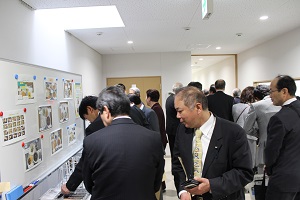 施設見学の様子.JPG