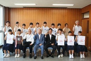 東海大会激励会　集合写真.JPG