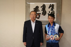 世界大会報告会.jpg