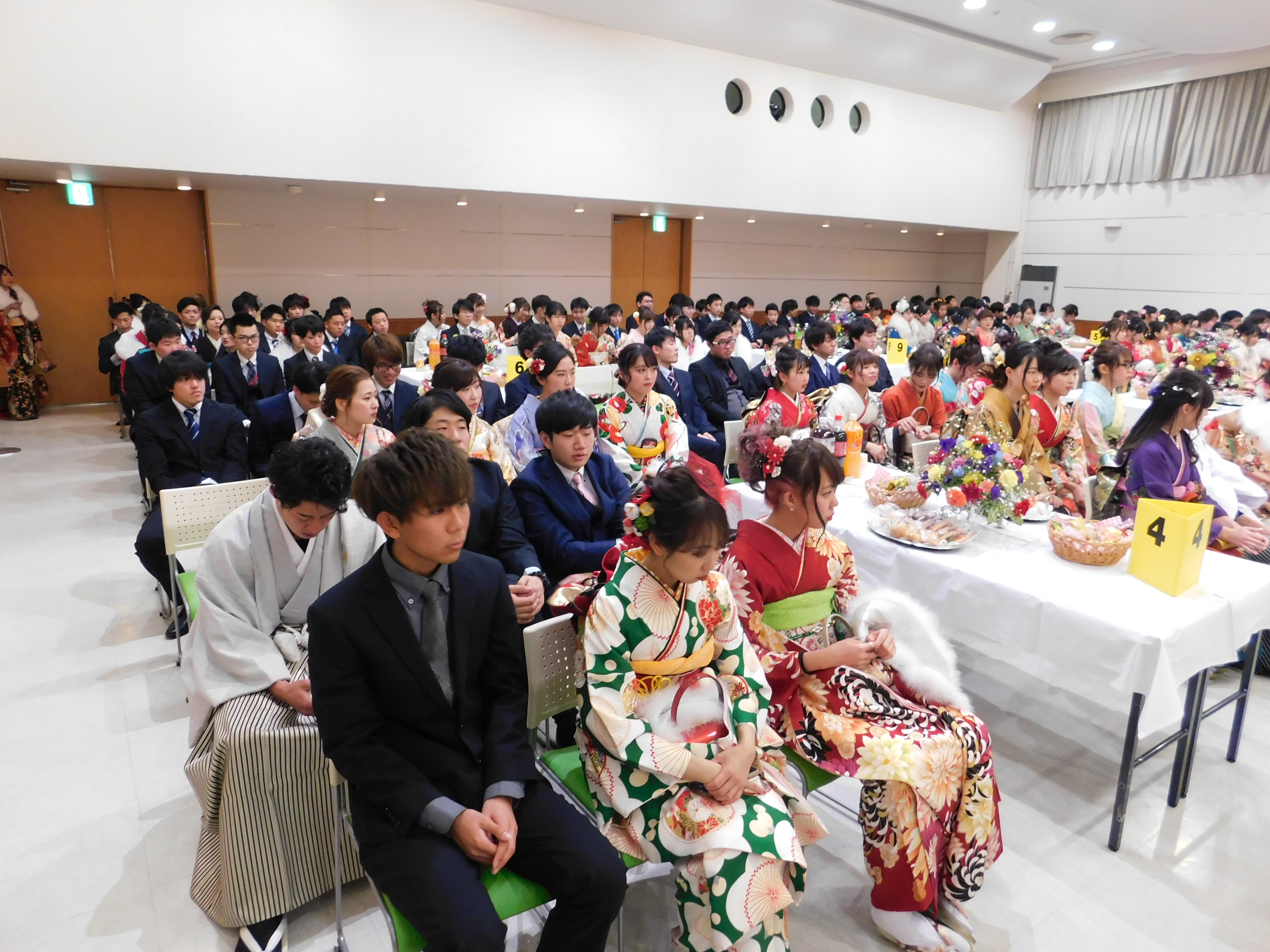新成人の集いの様子