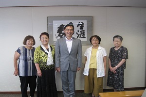赤十字奉仕団と女性の会代表の皆さん.JPG