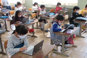 タブレット授業様子1