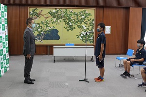 代表の上間さん.jpg