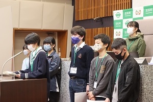 発表の様子３