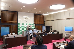 R5発表の様子2